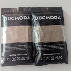 2 Pairs Of L-XL DUCMODA Tights